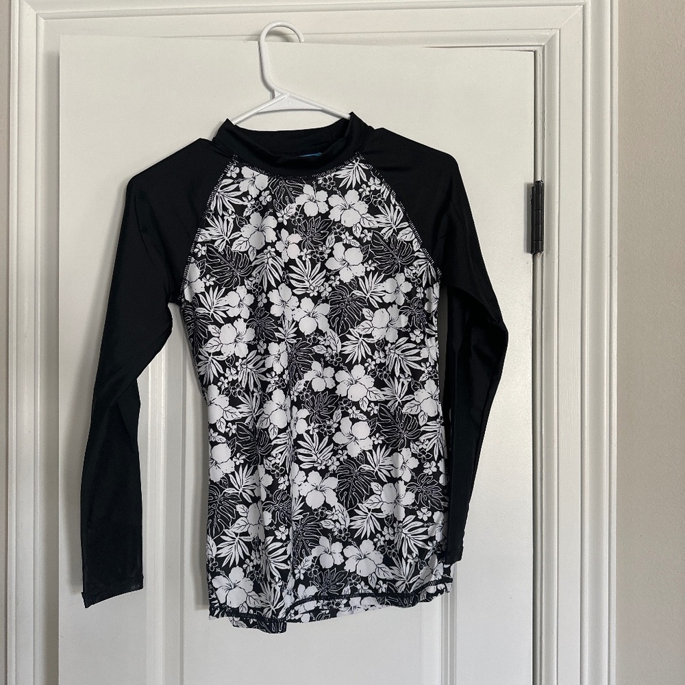 Batm Black & White Floral Long Sleeve Rash Guard – Size S